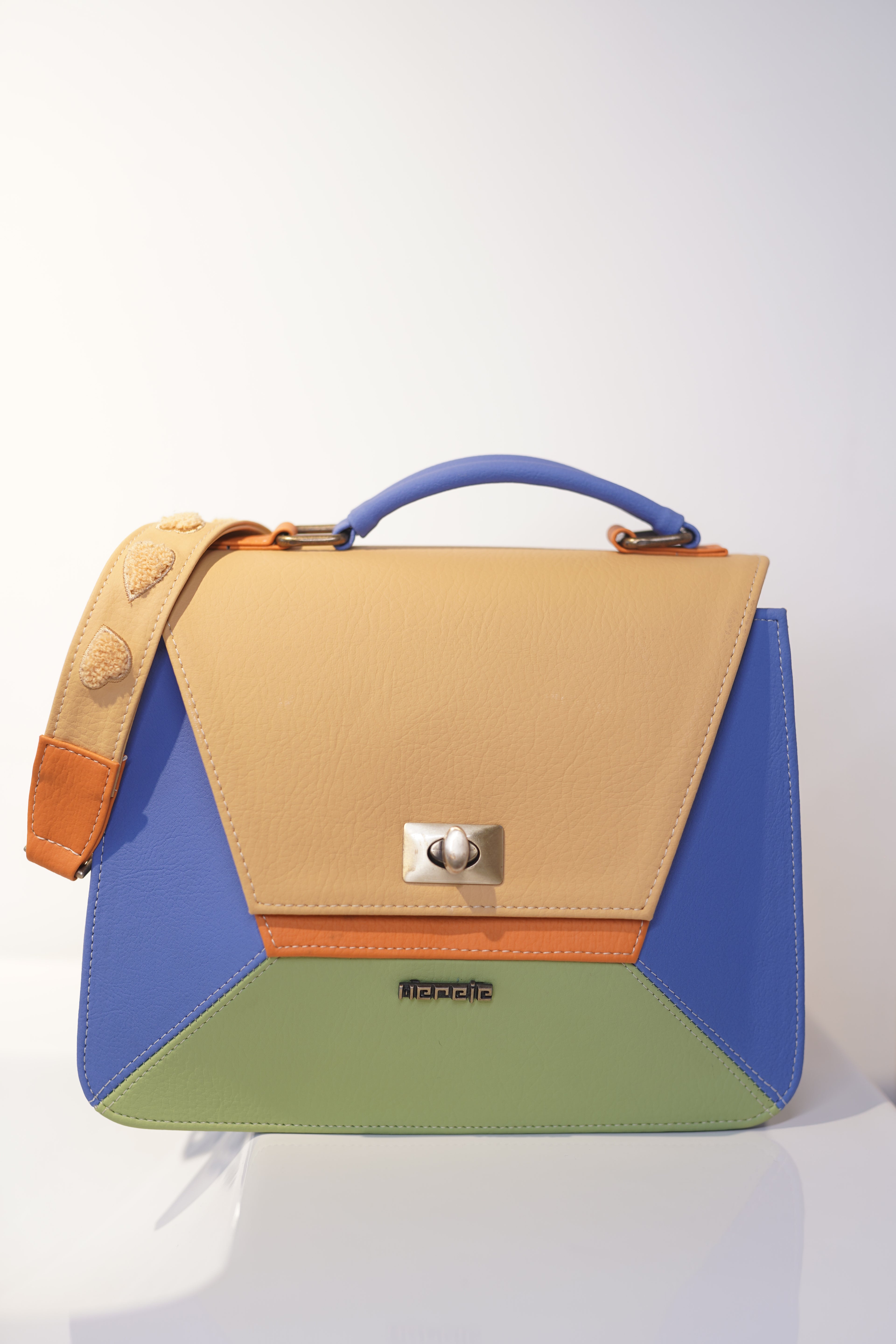 Cartera Victoria